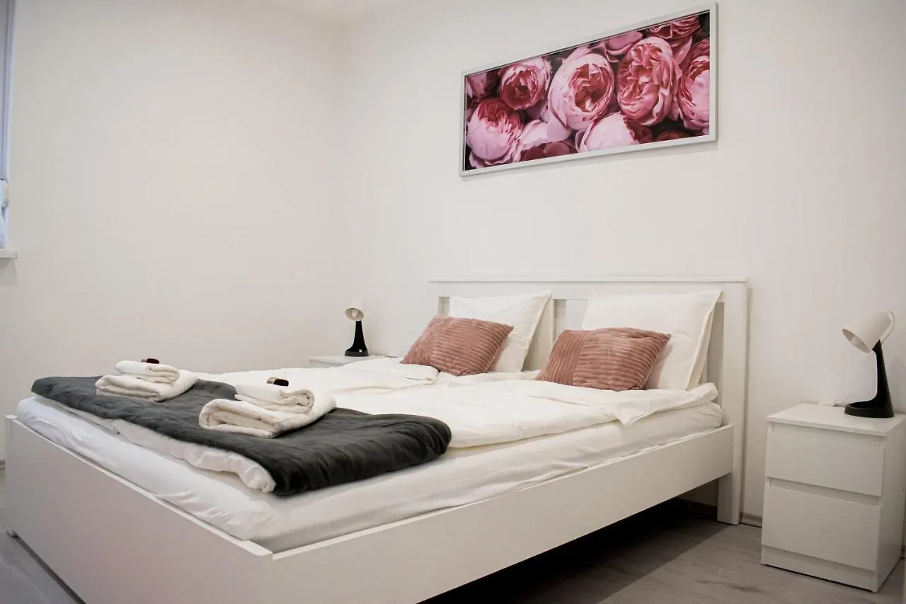 Fodormenta Residence Eger Apartment